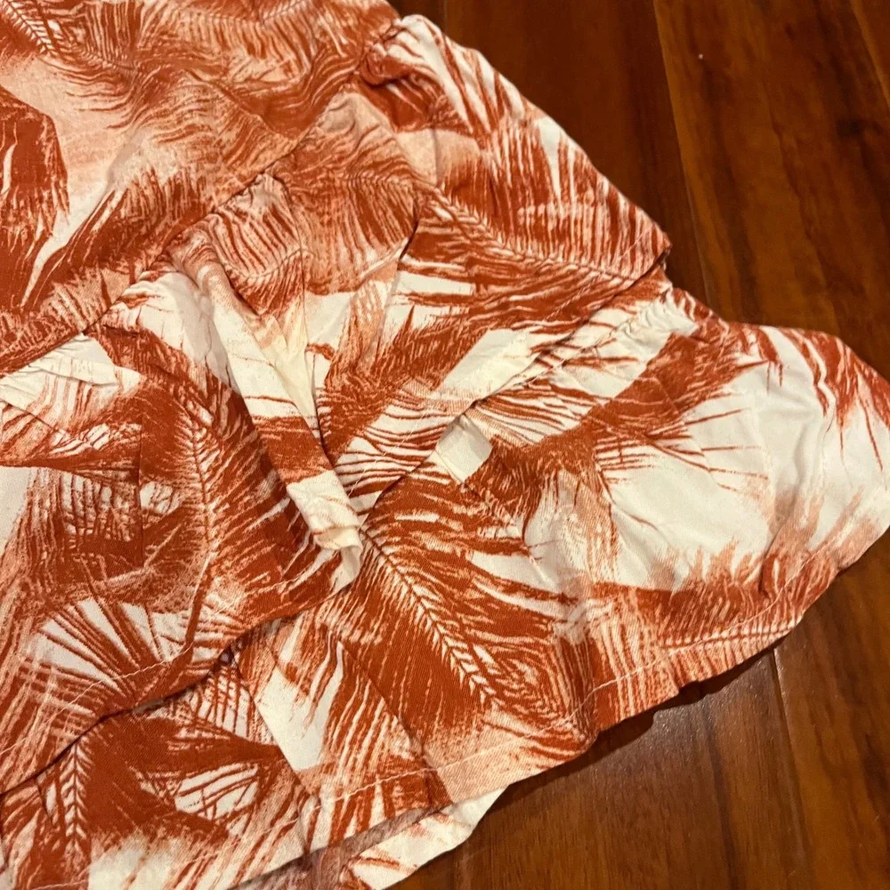 ROXY Mini Skirt Ruffle Cover Up‎ Palm Leaf Tropical Print Ruffle Pull On New XL